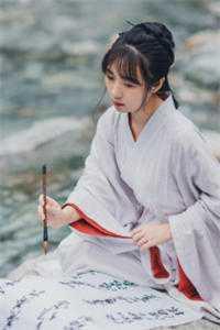 繁花落尽一场欢