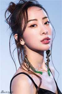 夫君被打好心疼